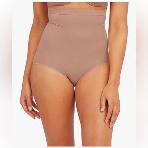 SPANX Power Series High Waisted Brief Women 1X Lightweight All Day Wear NWT